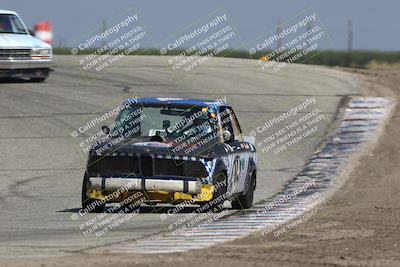media/Sep-28-2025-24 Hours of Lemons (Sun) [[5dfe0e5f6e]]/12pm (Outside Grapevine)/